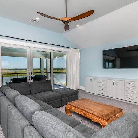 New Waterfront Home With Deep Water Dock Isle of Palms Esterno foto