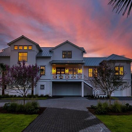 New Waterfront Home With Deep Water Dock Isle of Palms Esterno foto