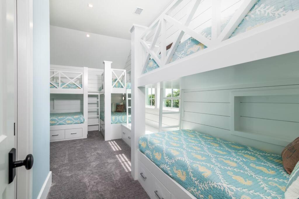 New Waterfront Home With Deep Water Dock Isle of Palms Esterno foto